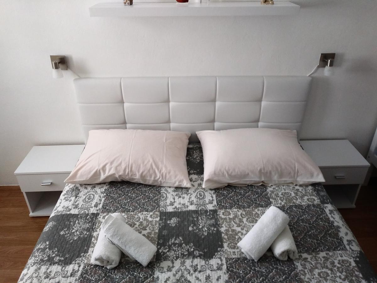 Apartment Doris Primošten Εξωτερικό φωτογραφία